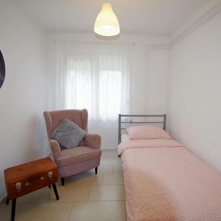 Apartments Nikolina Rakalj Экстерьер фото