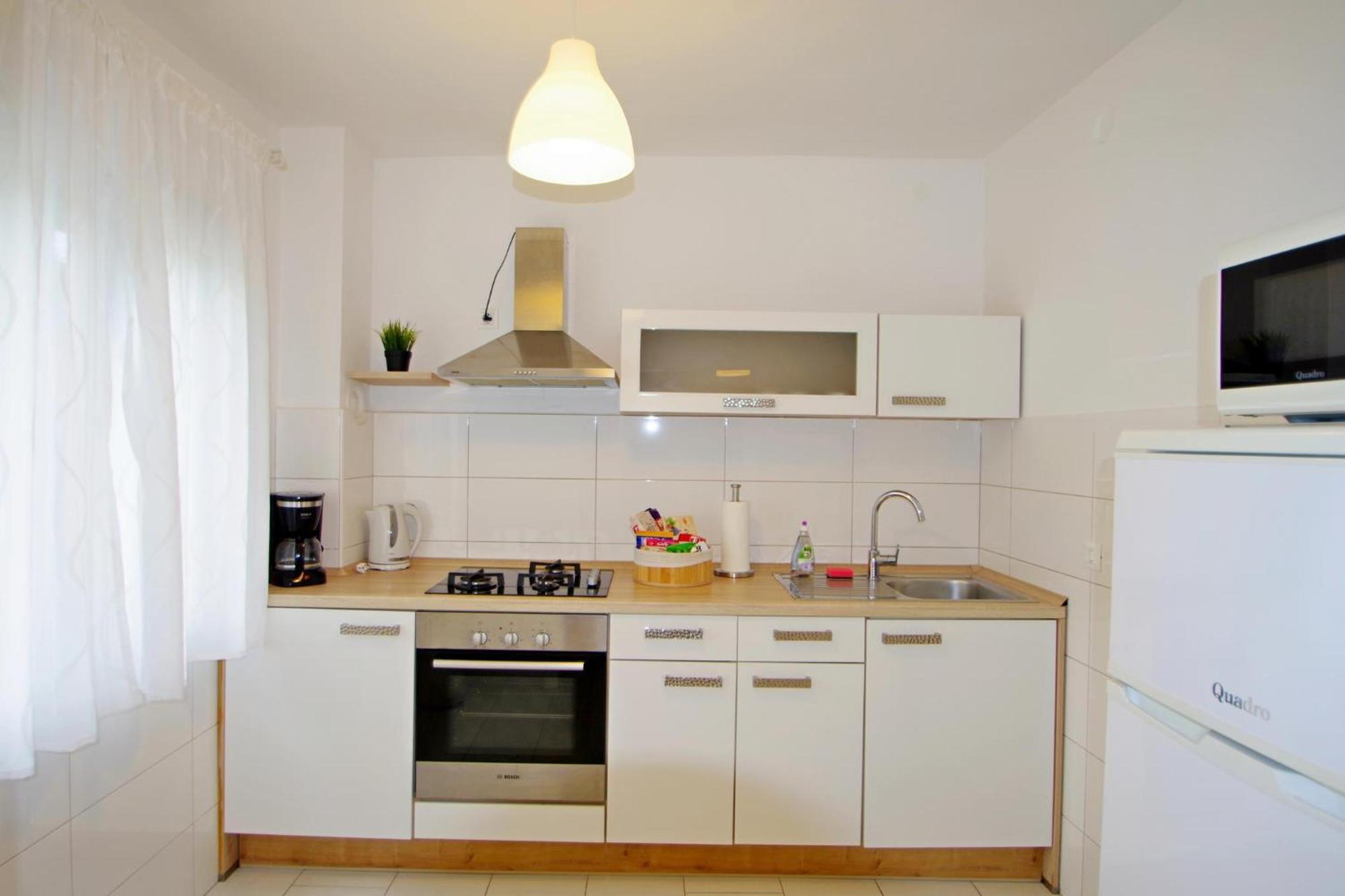 Apartments Nikolina Rakalj Экстерьер фото